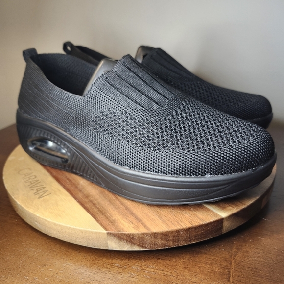 Black Women's Slip-On Shoes - Picture 1 of 6